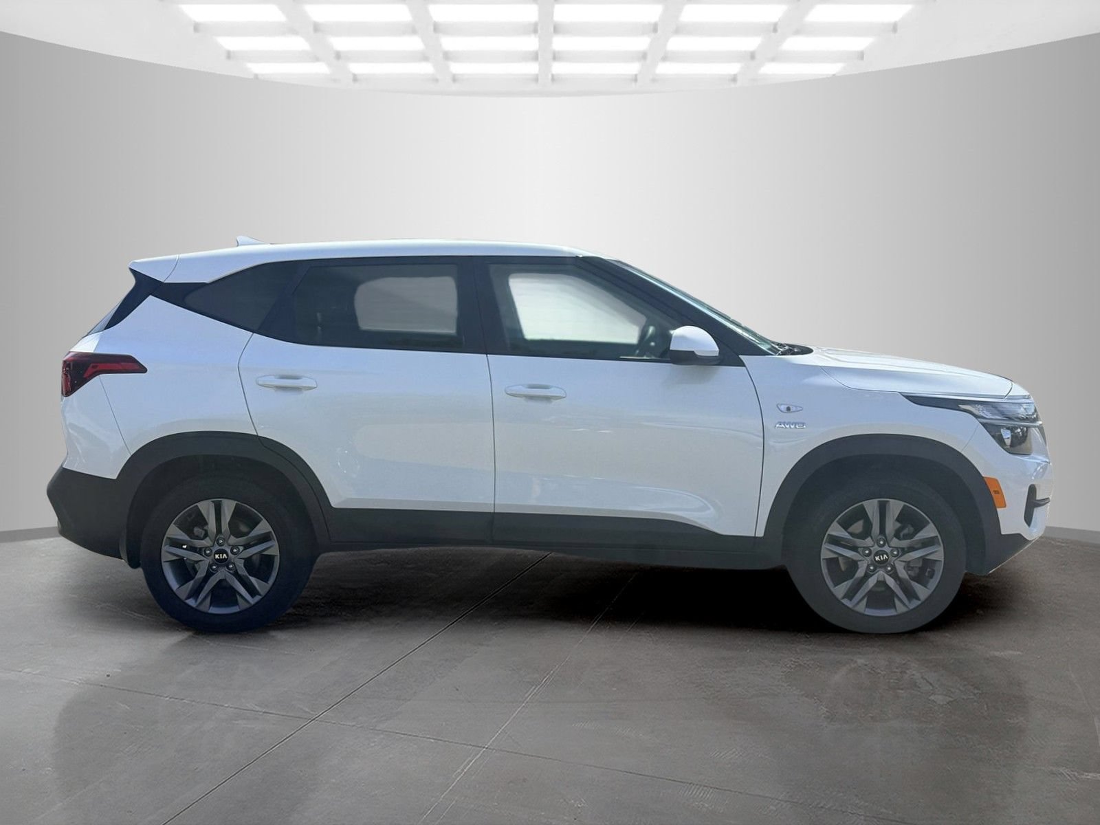 Used 2021 Kia Seltos LX AWD/4WD image 4