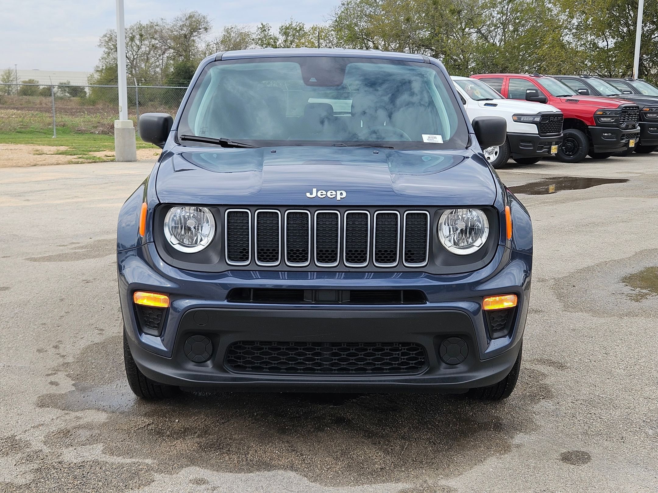Certified 2023 Jeep Renegade Latitude image 8