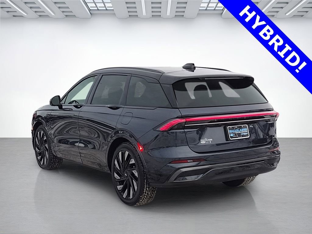 Certified 2024 Lincoln Nautilus Reserve w/ Equipment Group 202A image 5