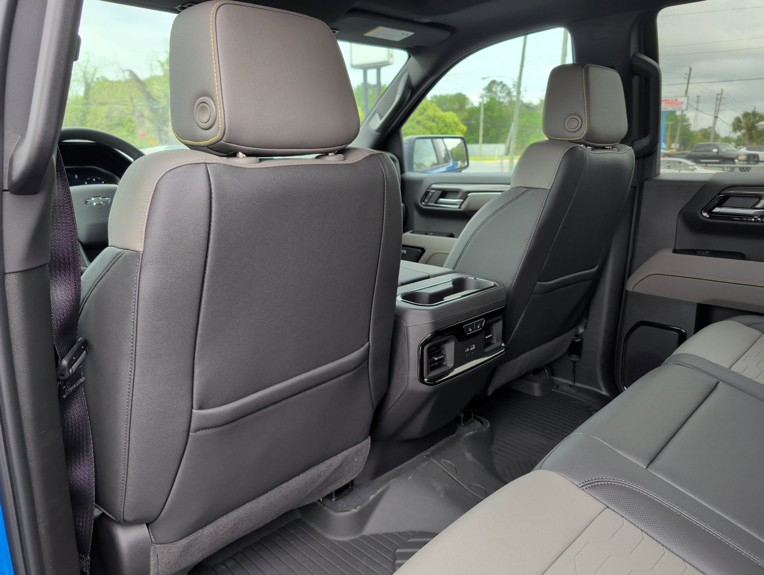 New 2025 Chevrolet Silverado 1500 ZR2 w/ ZR2 Bison Edition AWD/4WD image 14