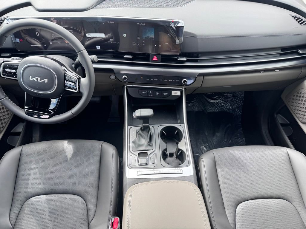 New 2026 Kia Carnival FWD image 30