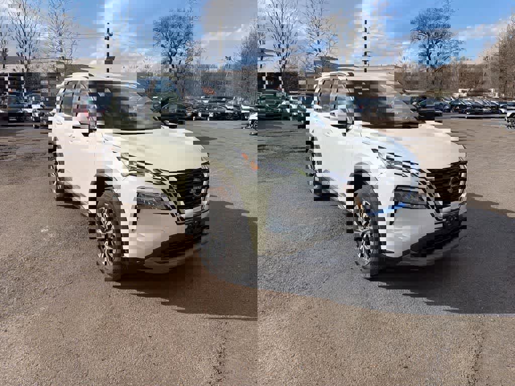 Used 2023 Nissan Rogue SV image 28