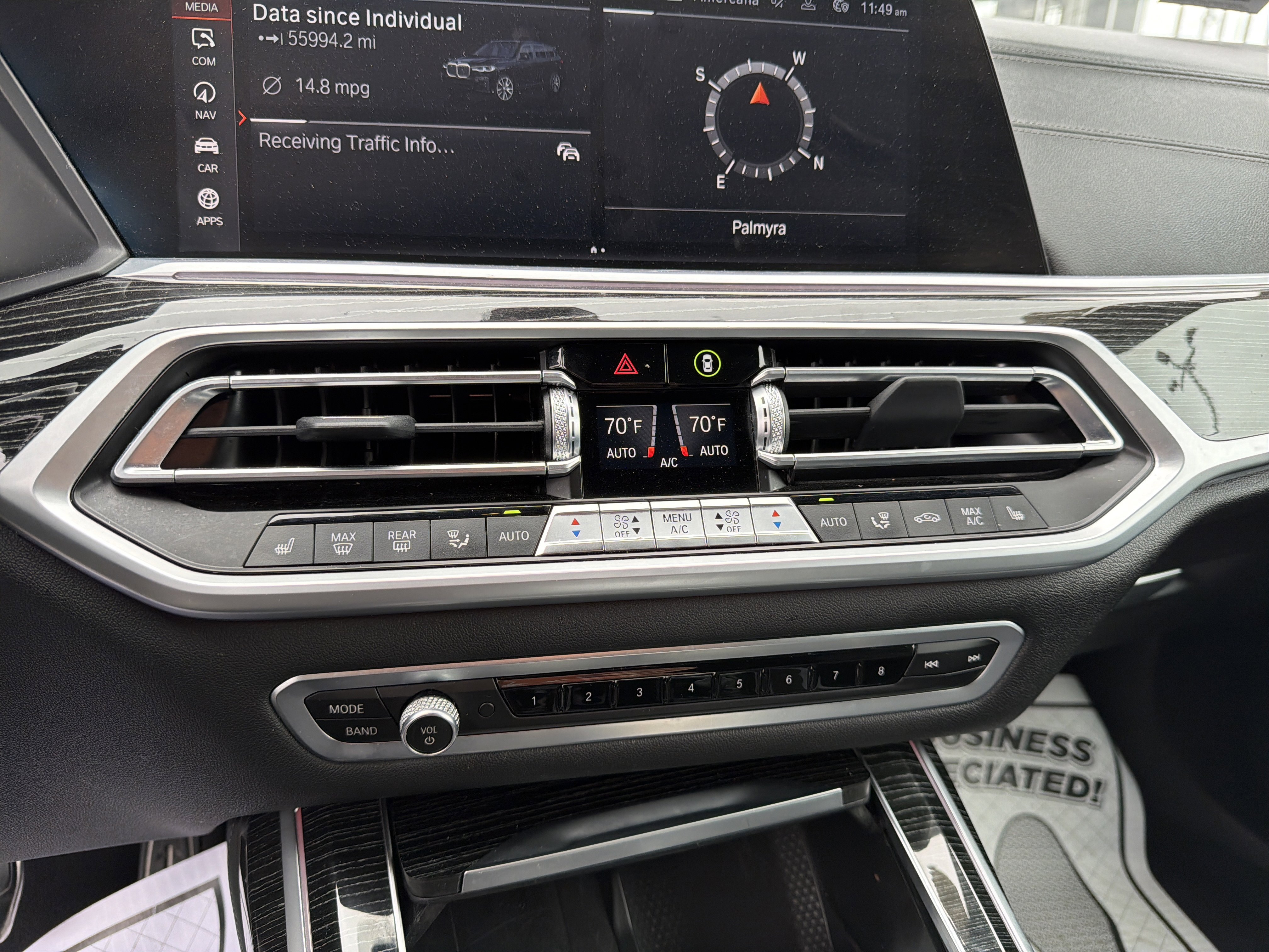 Used 2022 BMW X7 M50i w/ Cold Weather Package image 15