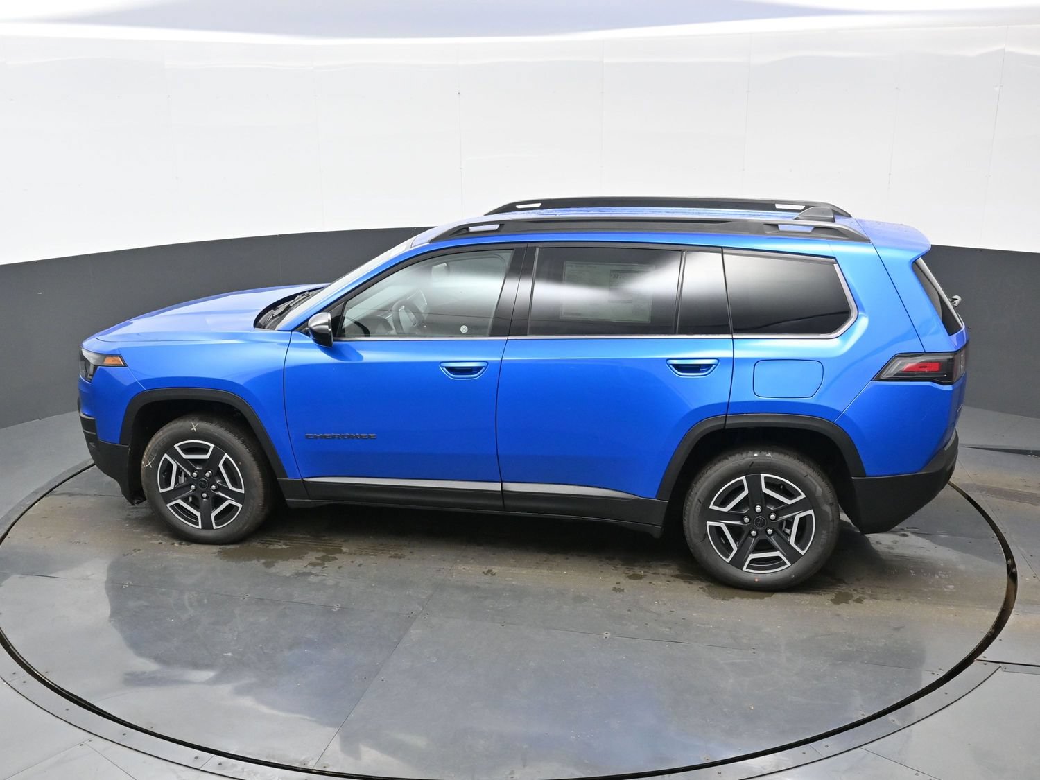 New 2026 Jeep Cherokee Laredo AWD/4WD image 22
