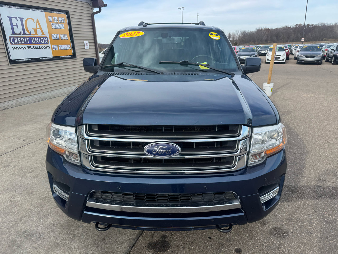 Used 2017 Ford Expedition EL Limited w/ Equipment Group 301A image 2