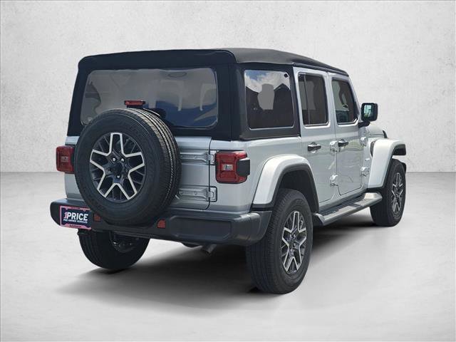 Used 2024 Jeep Wrangler Unlimited Sahara AWD/4WD image 5
