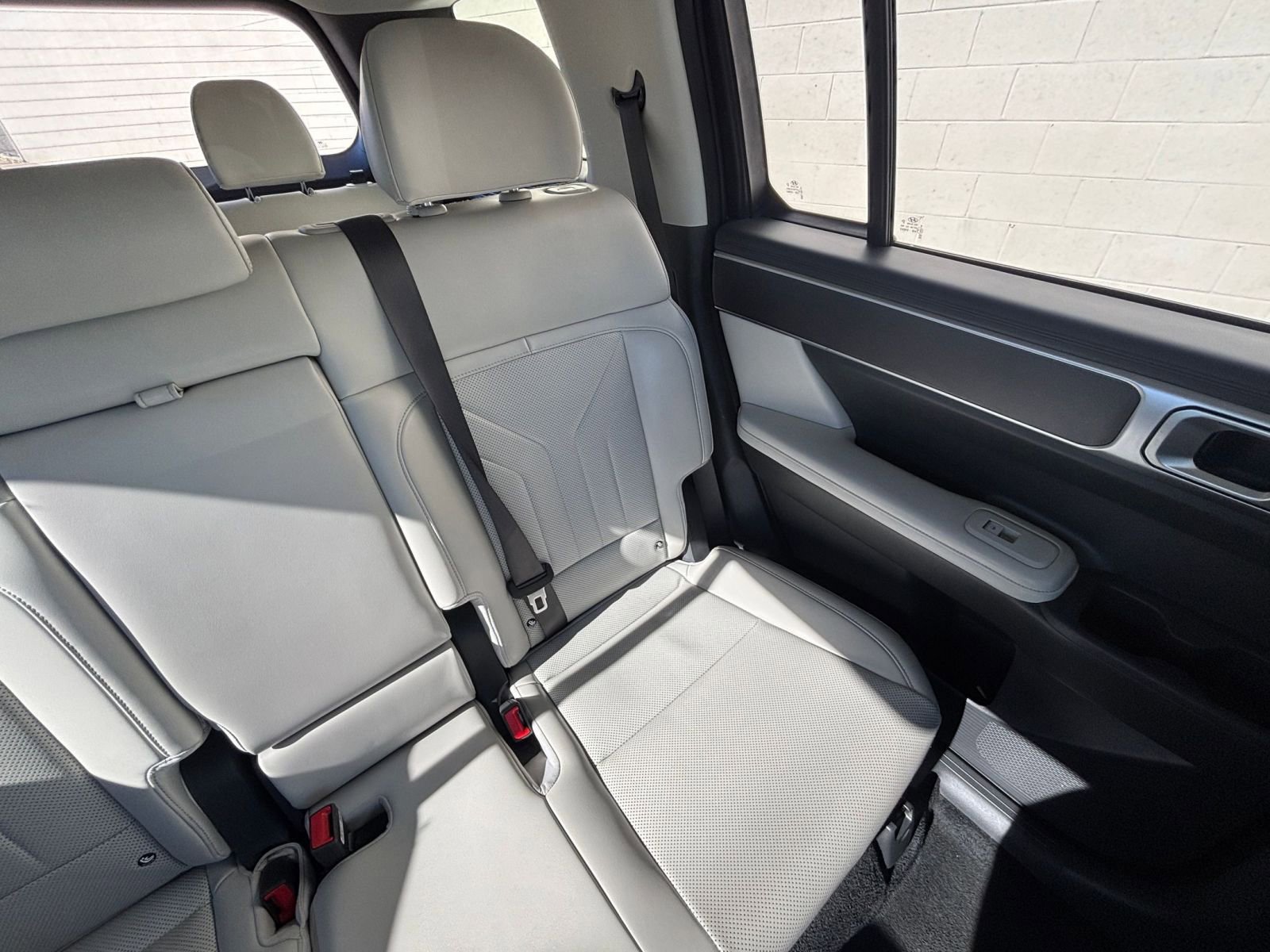 Used 2025 Hyundai Santa Fe SEL image 38