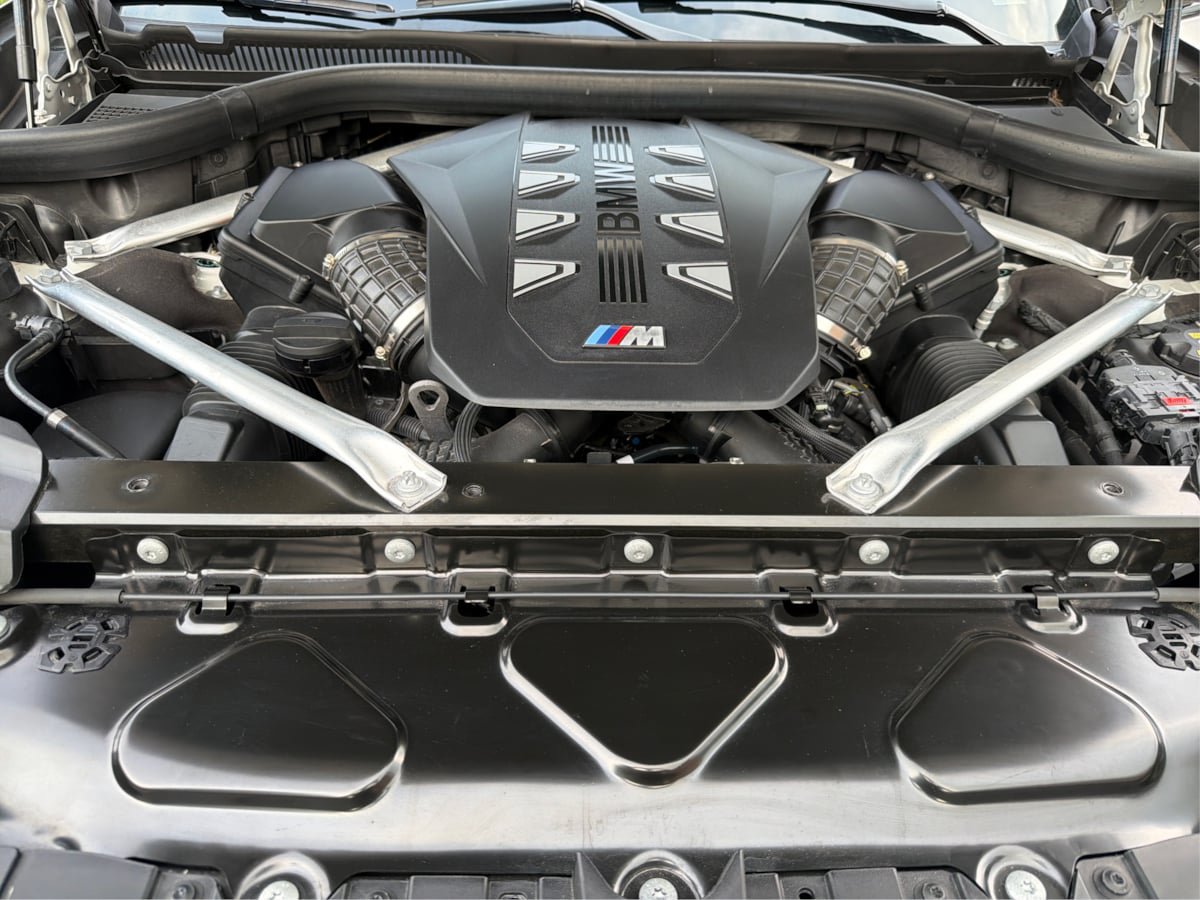 Used 2024 BMW X7 M60i w/ Executive Package AWD/4WD image 15