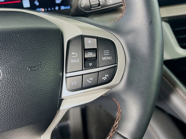 Used 2025 Ford Explorer Active image 18