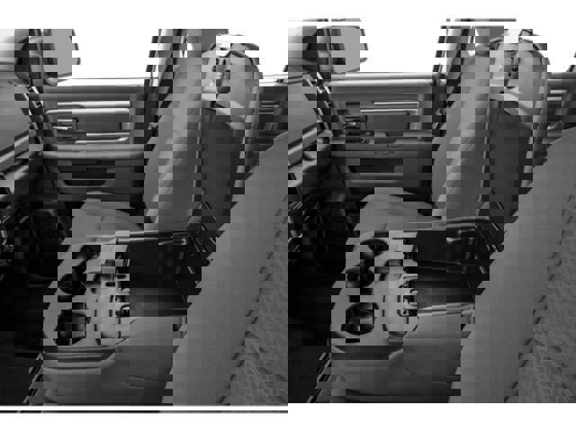 Used 2019 RAM 1500 Classic SLT w/ Luxury Group image 15