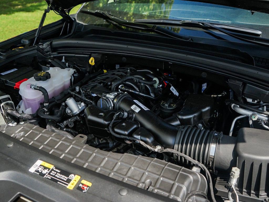 New 2025 Jeep Grand Cherokee Limited w/ Trailer Tow Package image 6