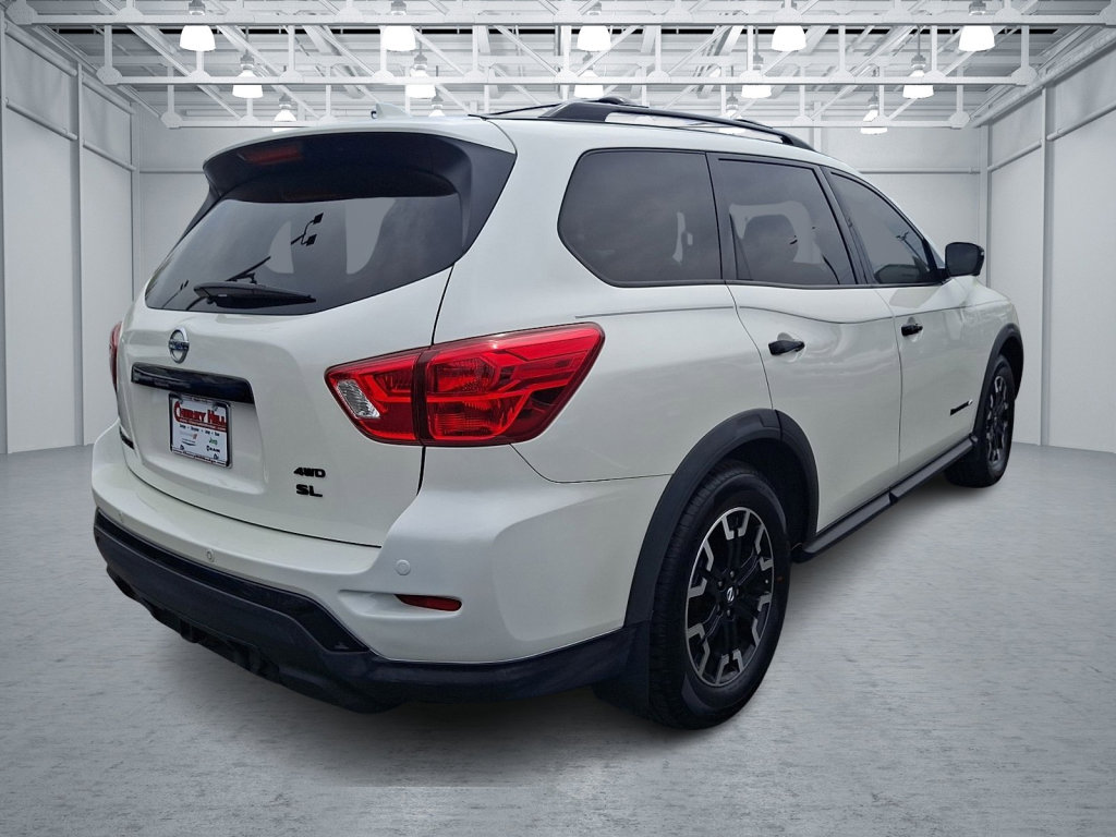 Used 2020 Nissan Pathfinder SL image 5
