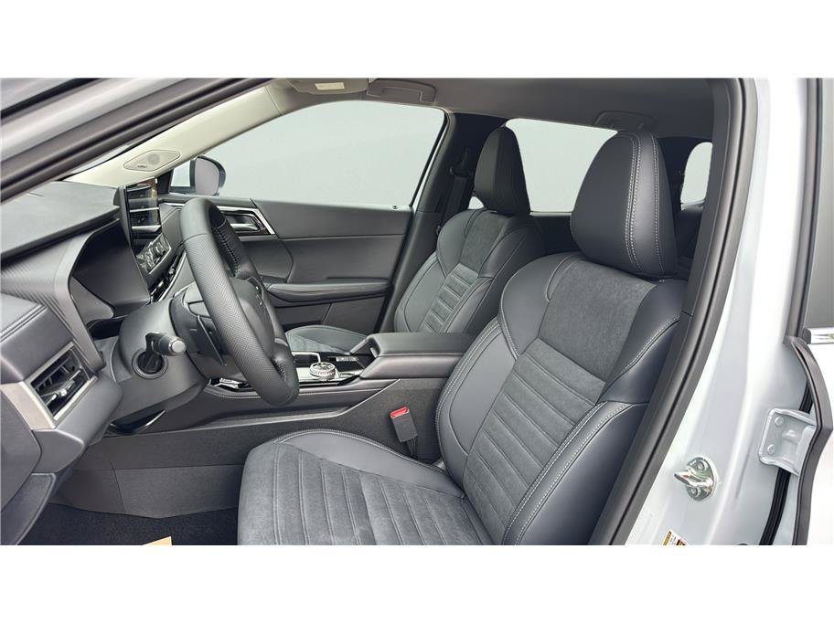 New 2026 Mitsubishi Outlander SE AWD/4WD image 11