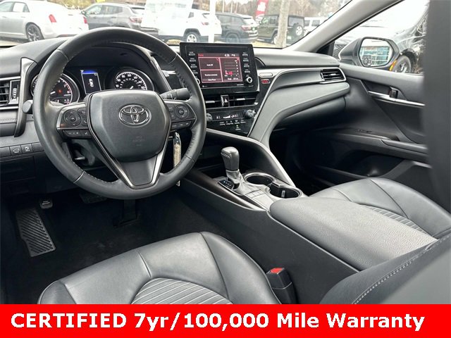 Used 2024 Toyota Camry SE image 13