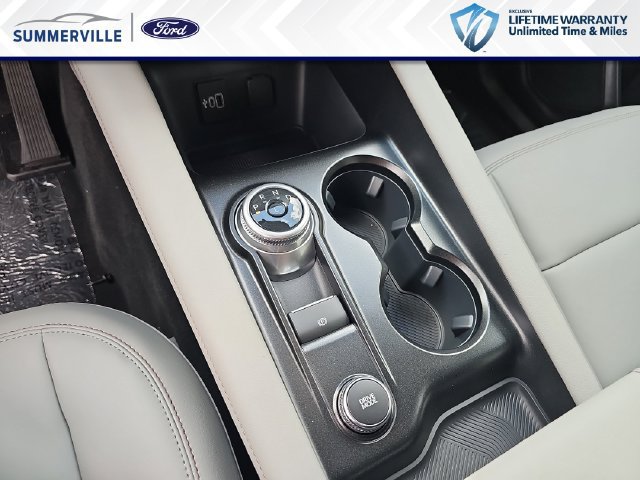 New 2027 Ford Explorer Active w/ Active Comfort Package RWD image 30