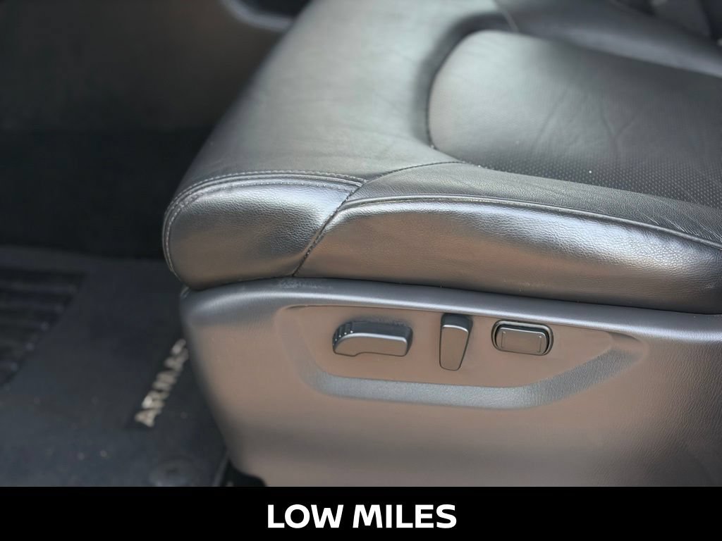 Used 2024 Nissan Armada SL w/ Cargo Package AWD/4WD image 15