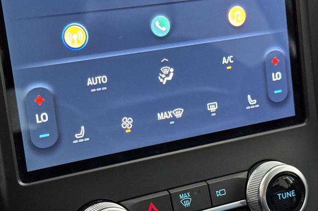 Used 2024 Ford Edge SEL image 28