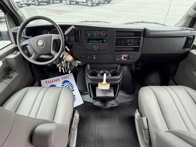 New 2026 Chevrolet Express 2500 w/ Driver Convenience Package RWD image 31