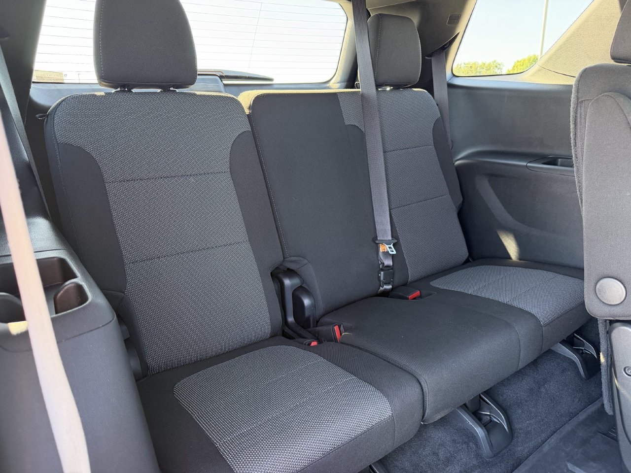 Used 2023 Chevrolet Traverse LT FWD image 28