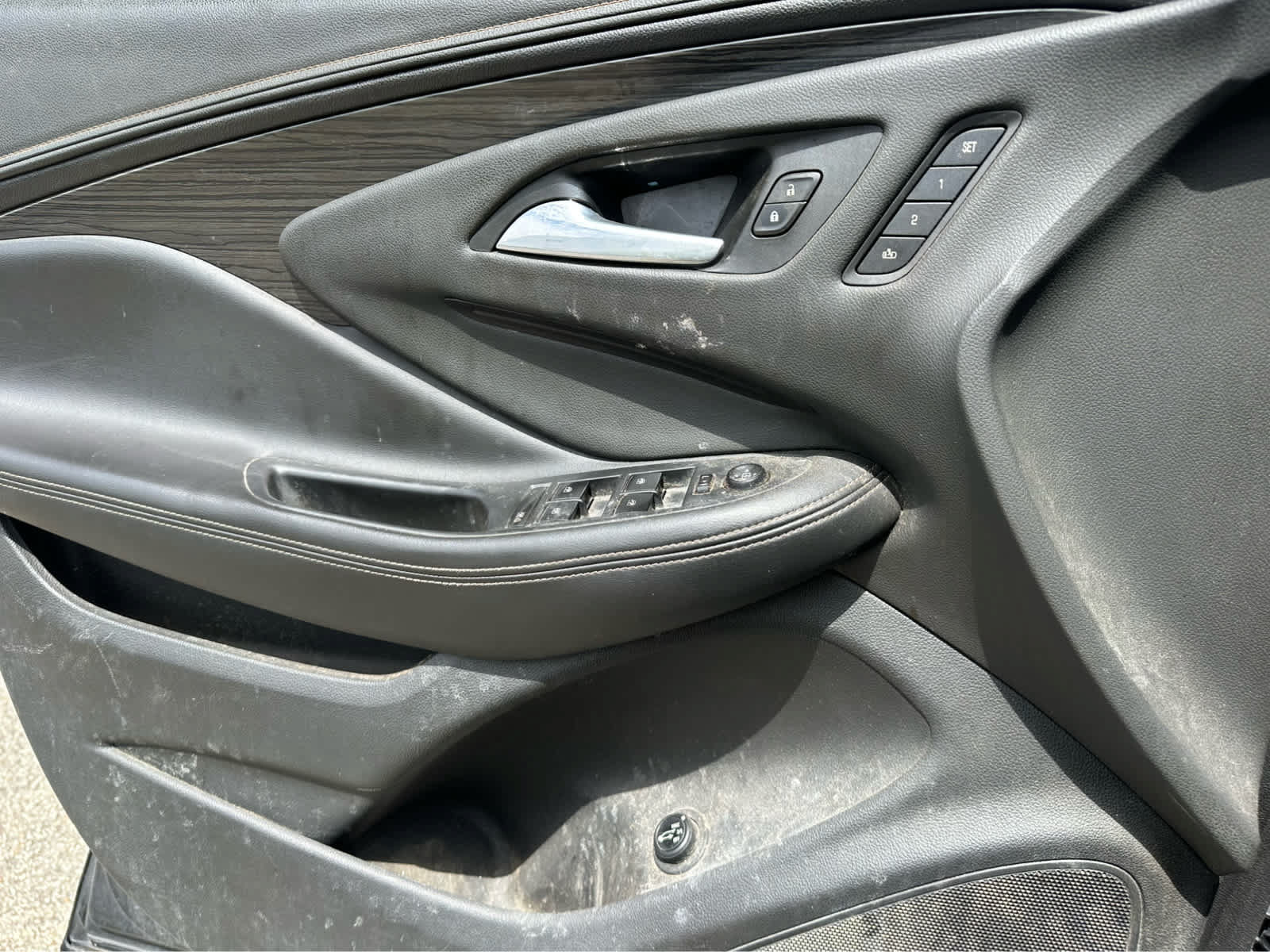 Used 2017 Buick Envision Essence AWD/4WD image 19