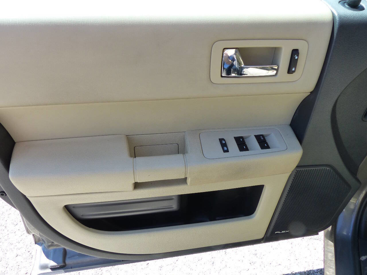 Used 2014 Ford Flex SE FWD image 15