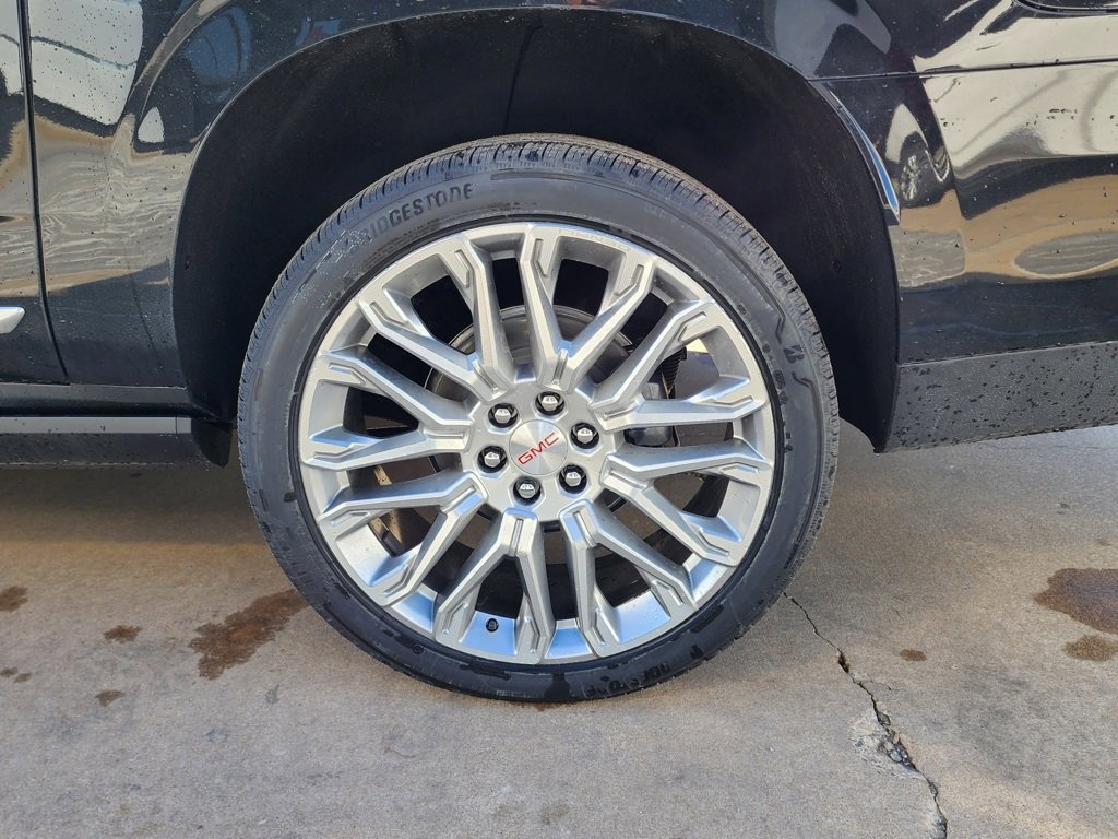 New 2026 GMC Yukon XL Denali w/ Denali Reserve Package image 65