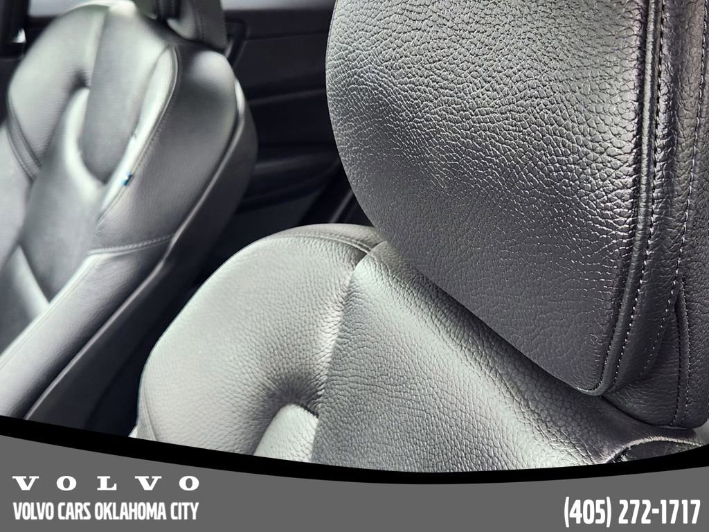 Certified 2025 Volvo XC60 T8 Plus w/ Protection Package Premier image 14