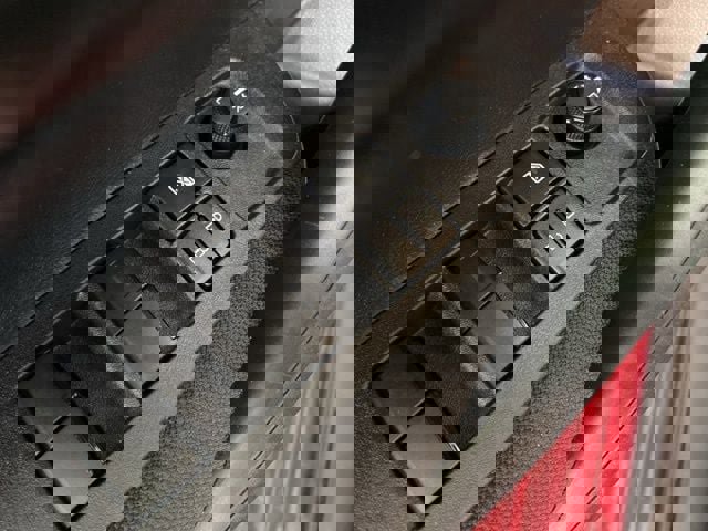 Used 2023 Toyota Corolla LE image 10