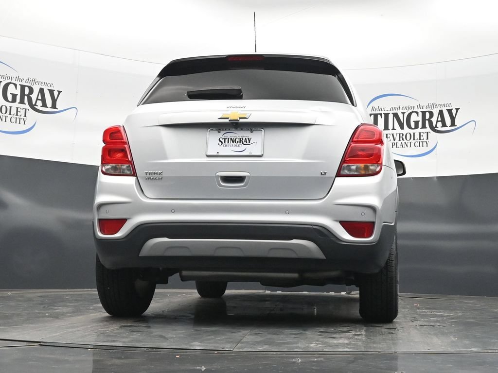 Used 2020 Chevrolet Trax LT w/ Driver Confidence Package FWD image 31