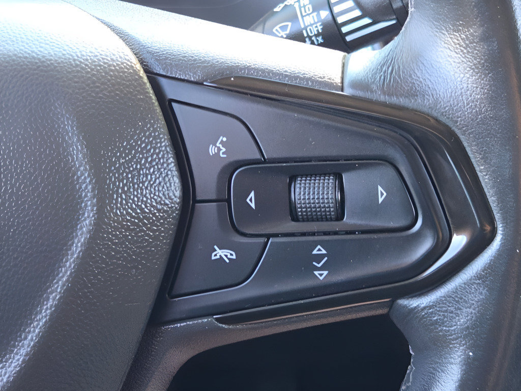 Certified 2023 Chevrolet Bolt EUV LT w/ Comfort Package FWD image 37