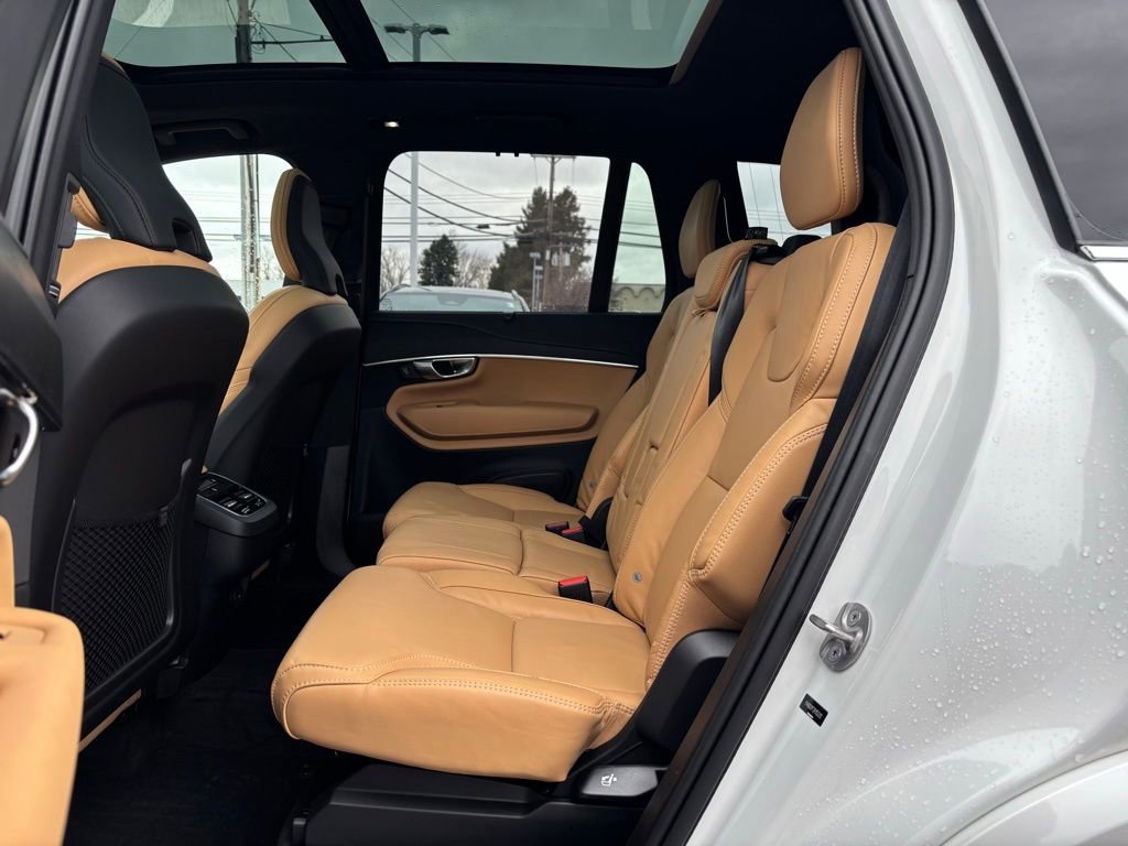 Certified 2024 Volvo XC90 B6 Ultimate AWD/4WD image 19
