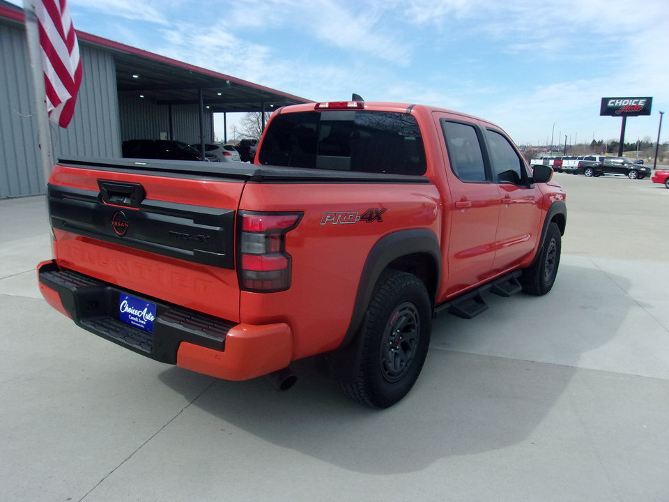 Used 2025 Nissan Frontier PRO-4X AWD/4WD image 4