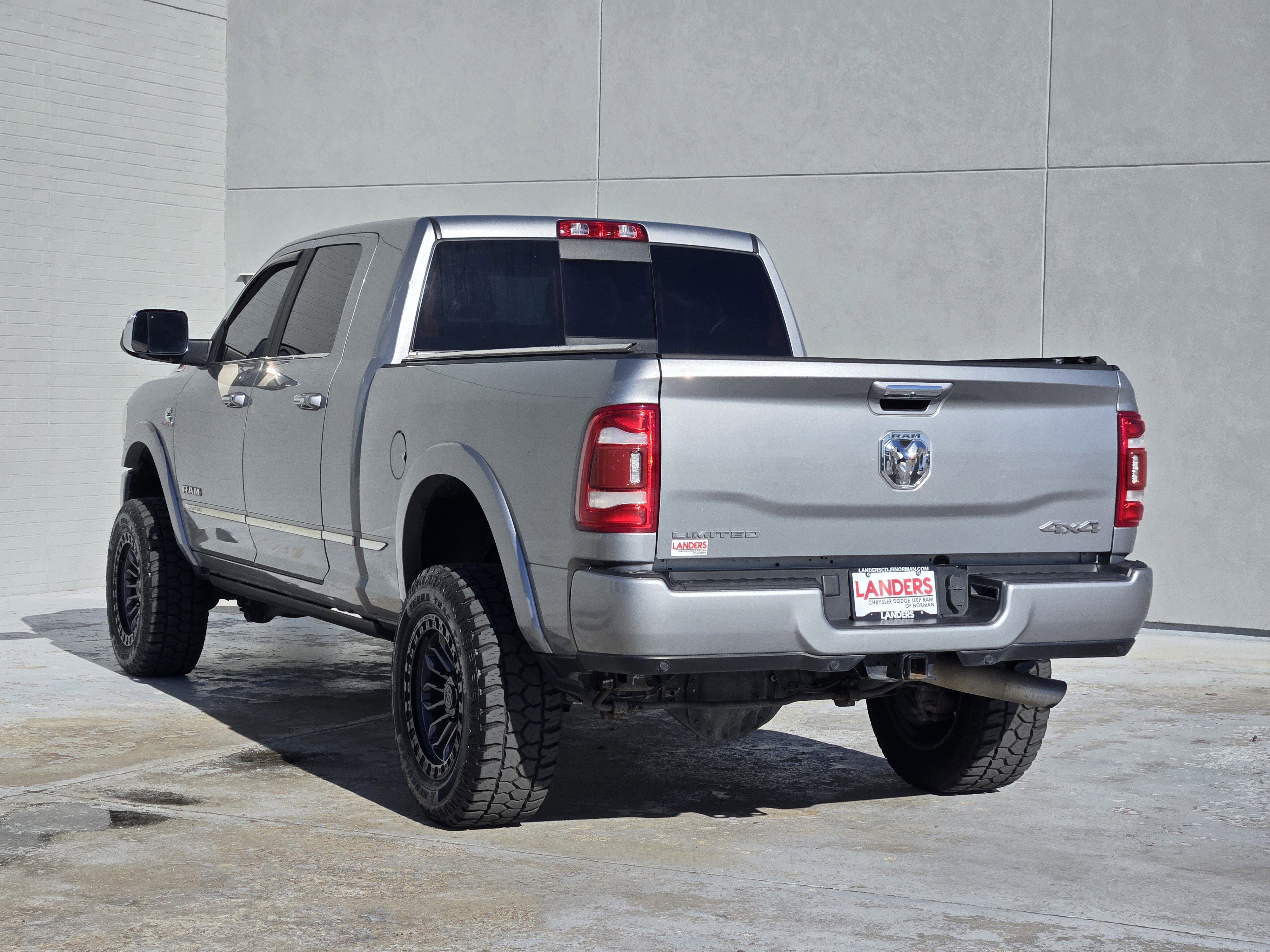 Used 2022 RAM 2500 Limited image 6