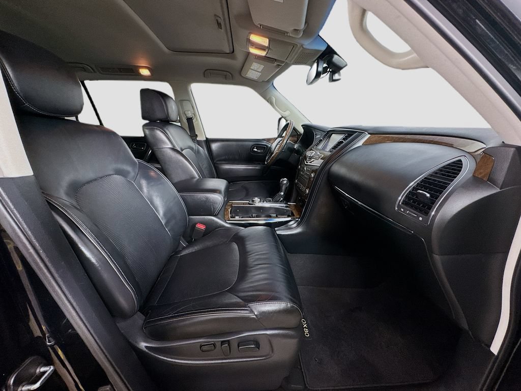 Used 2017 INFINITI QX80 4WD w/ Driver Assistance Package image 38