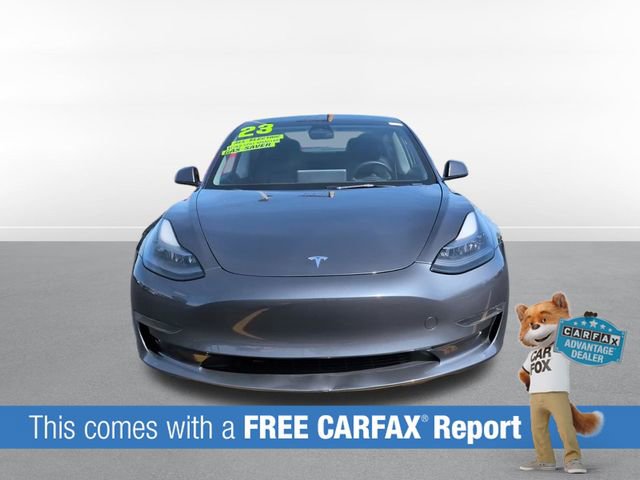 Used 2023 Tesla Model 3 Standard Range image 2