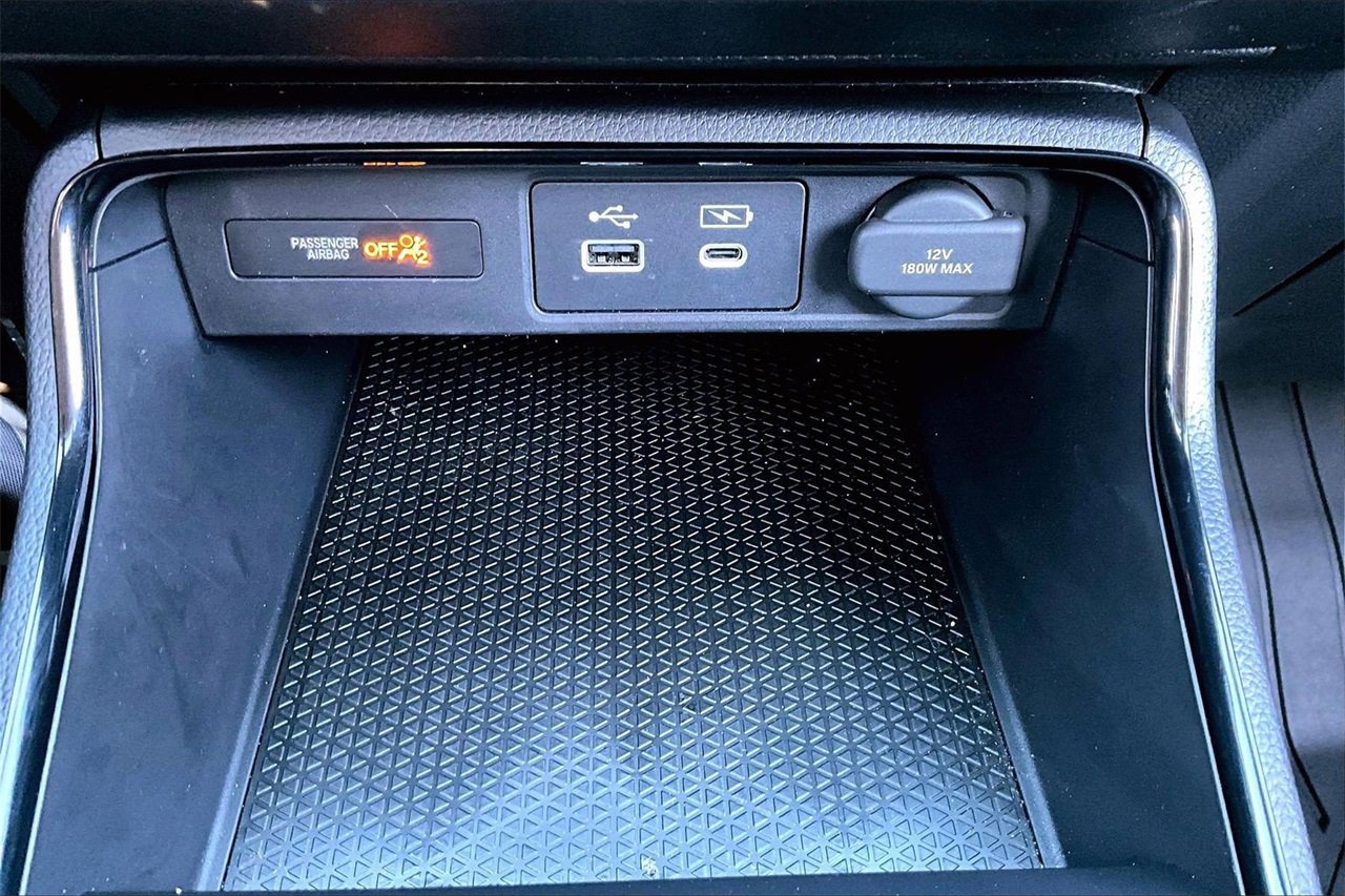 Used 2025 Honda CR-V EX image 16