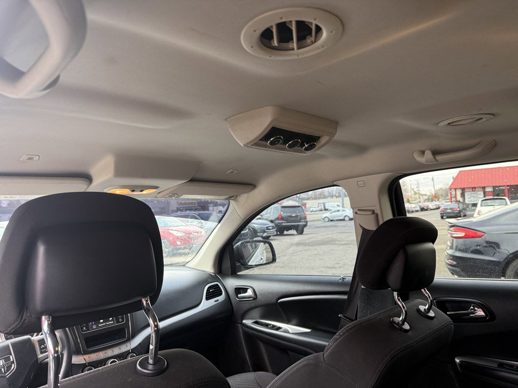 Used 2019 Dodge Journey SE w/ Connectivity Group image 16