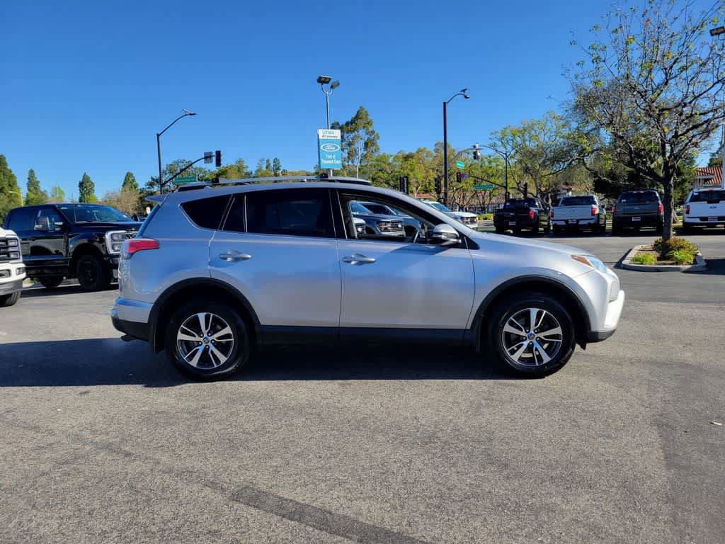 Used 2016 Toyota RAV4 XLE AWD/4WD image 8