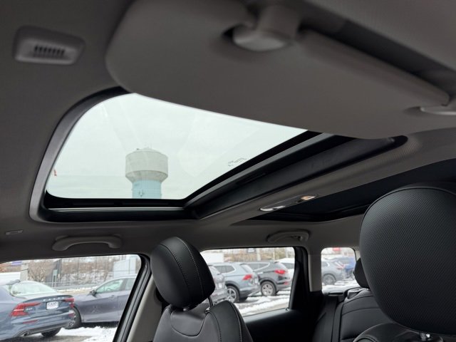 Used 2019 MINI Cooper Clubman S image 16