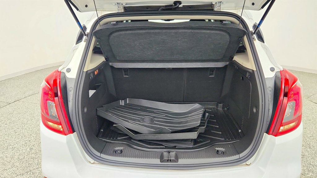 Used 2019 Buick Encore Preferred AWD/4WD image 21