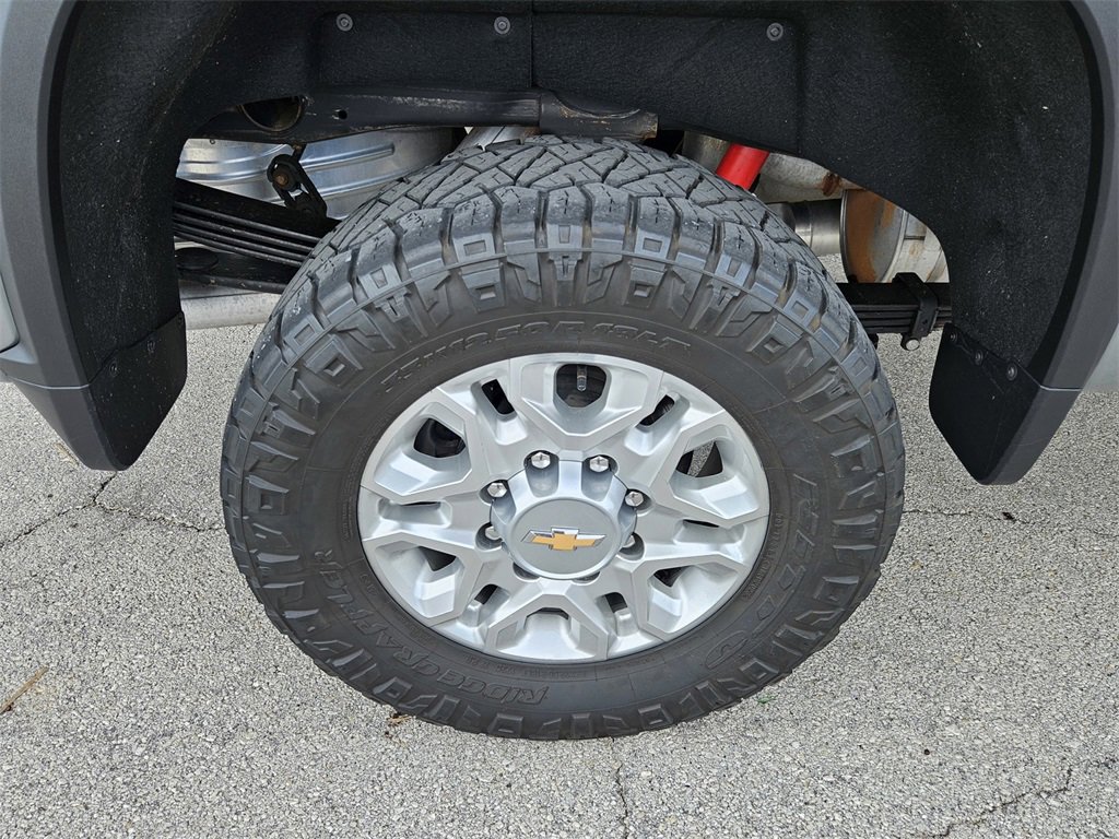 Used 2024 Chevrolet Silverado 2500 LT w/ All Star Edition image 40
