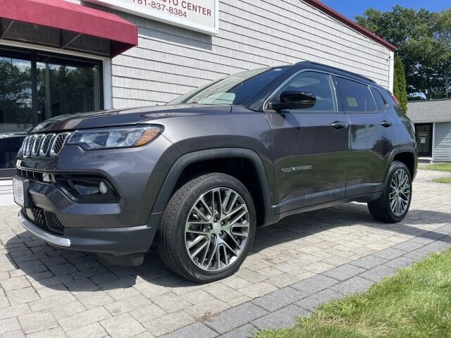 Used 2023 Jeep Compass Limited w/ Elite Group AWD/4WD image 1