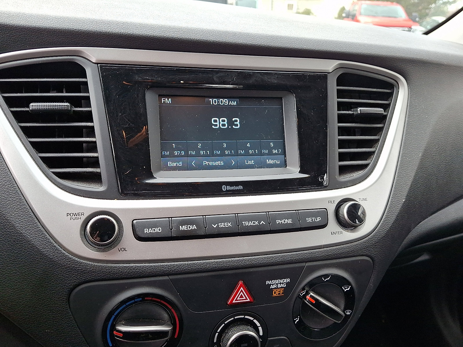 Used 2022 Hyundai Accent SE image 17