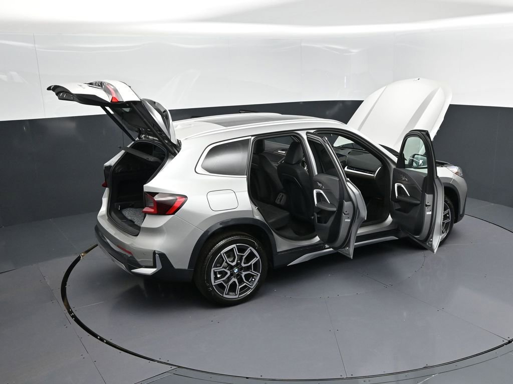 New 2026 BMW X1 xDrive28i w/ Technology Package image 49
