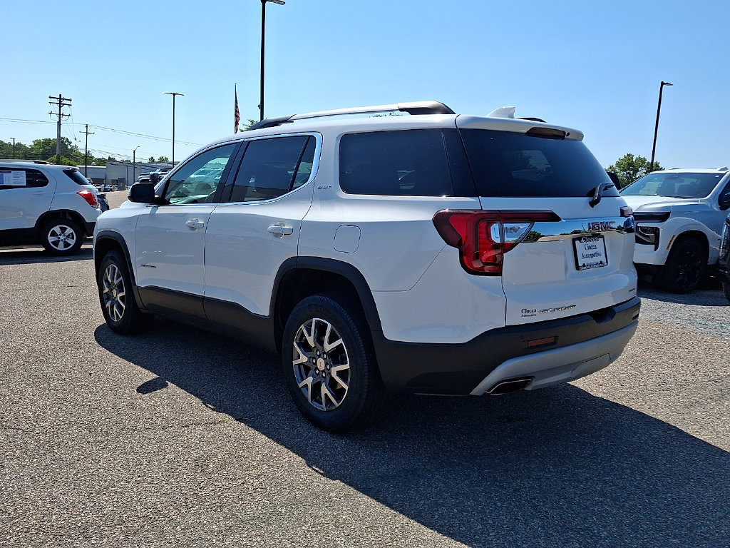 Used 2023 GMC Acadia SLT AWD/4WD image 7