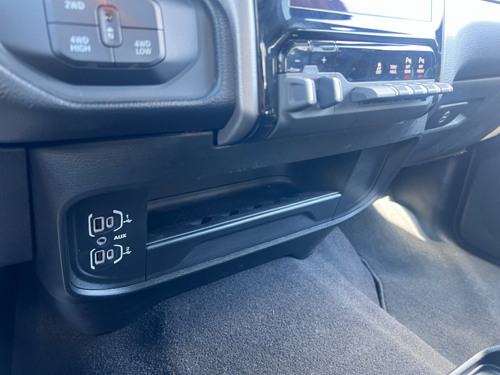 Certified 2026 RAM 2500 Big Horn AWD/4WD image 24