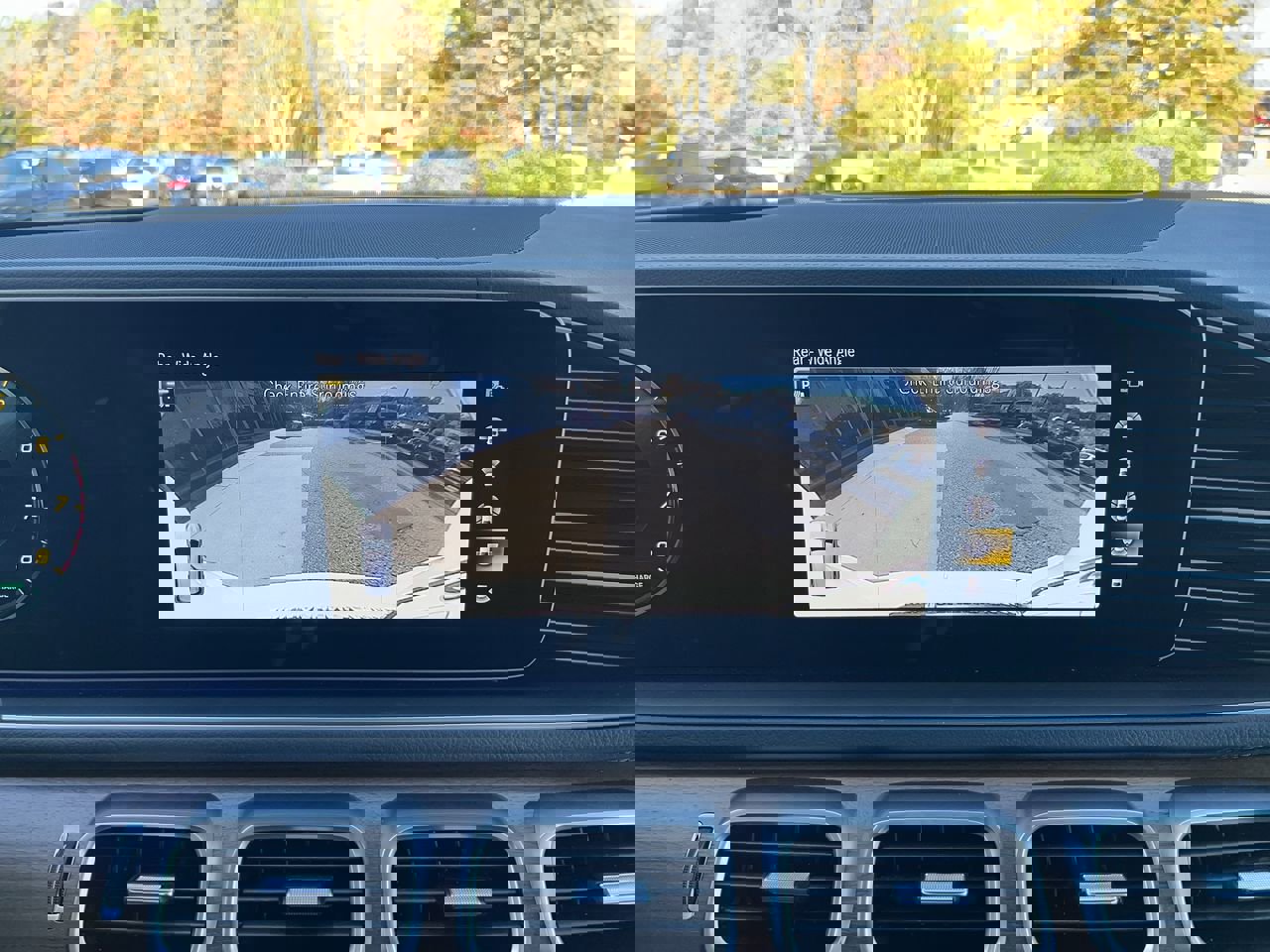 Used 2023 Mercedes-Benz GLS 450 4MATIC image 25