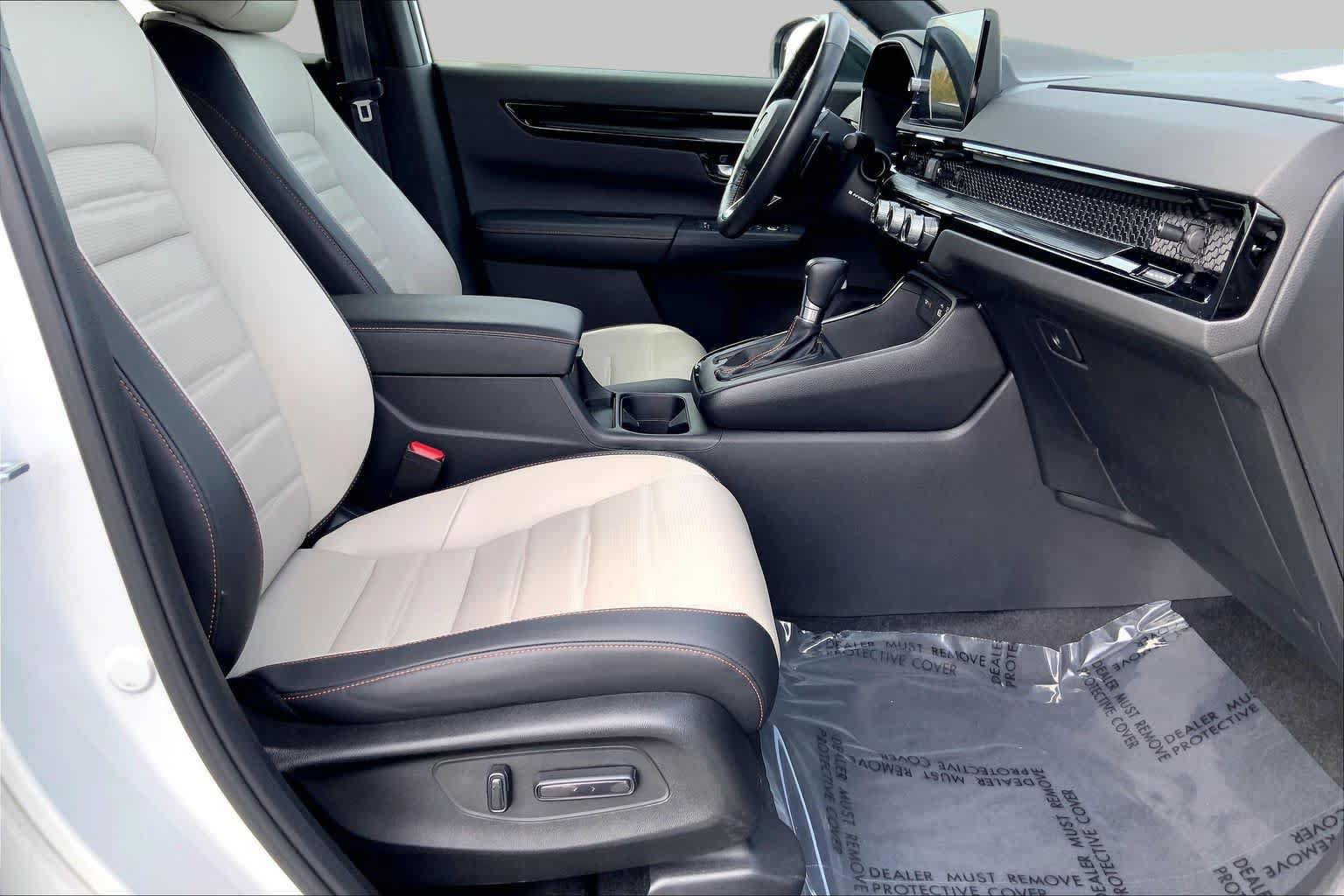 Used 2024 Honda CR-V Sport Touring image 8