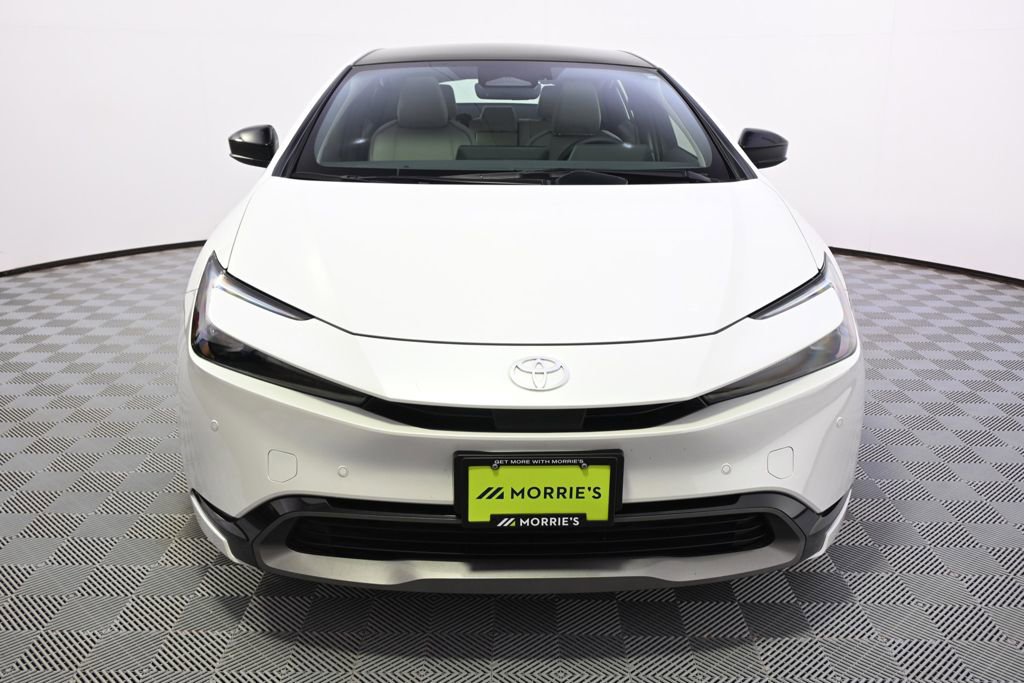 Used 2024 Toyota Prius XLE image 10