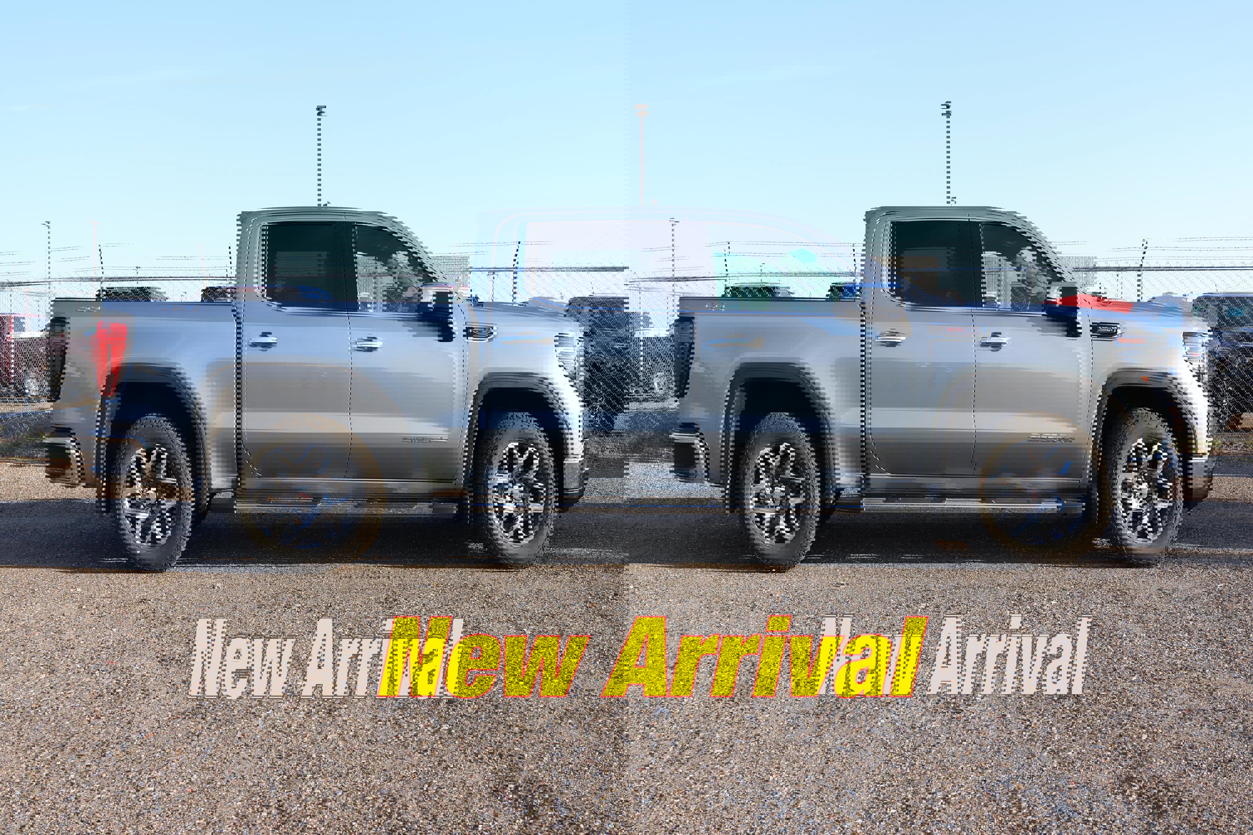 Used 2023 GMC Sierra 1500 SLT w/ SLT Convenience Package image 44